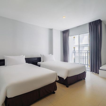 Di Yana Patong Hotel Luaran gambar